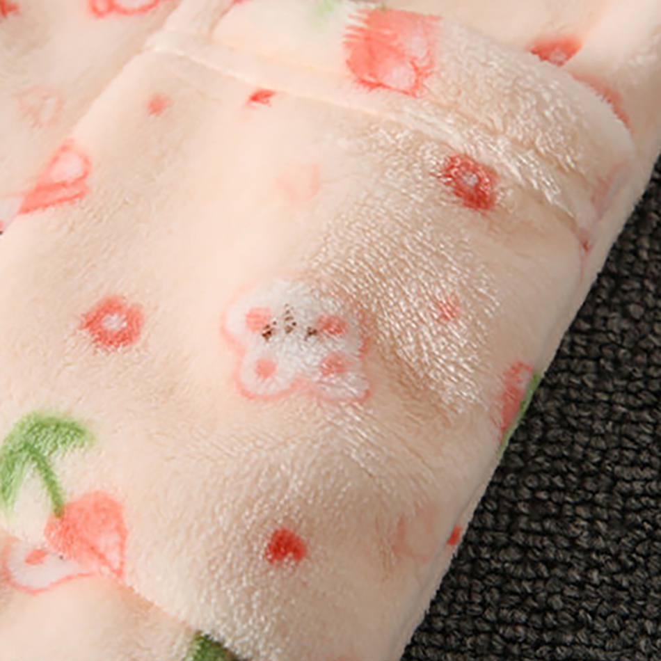 Winter Kids Pajama Set Coral F - Winter Clothing List recensie en prijs